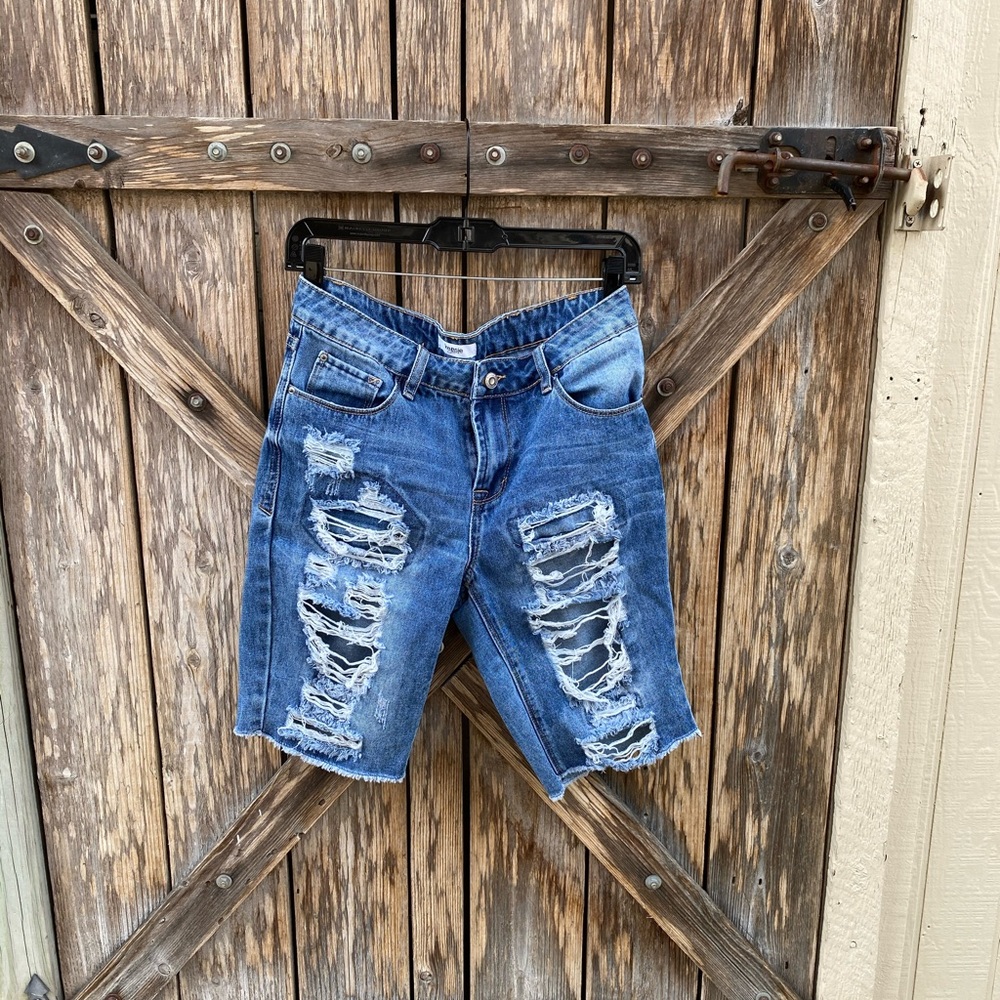 Kensie Destructed Denim Shorts